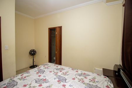 Casa à venda com 160m², 5 quartos e 4 vagasQuarto Suíte