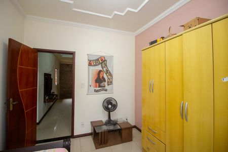 Casa à venda com 160m², 5 quartos e 4 vagasQuarto 2