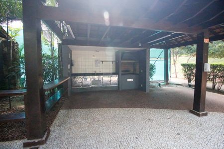 Apartamento para alugar com 148m², 3 quartos e 3 vagas Apartamento para alugar com 148m², 3 quartos e 3 vagasÁrea comum - Churrasqueira