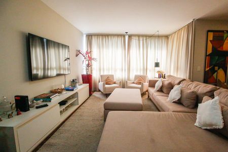 Sala de apartamento à venda com 3 quartos, 148m² em Paraíso do Morumbi, São Paulo