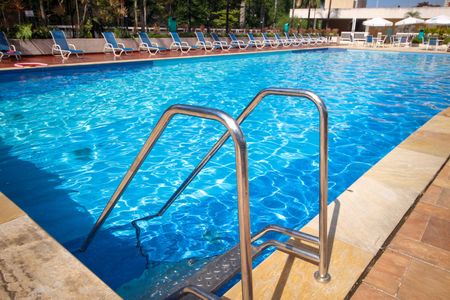 Apartamento para alugar com 148m², 3 quartos e 3 vagas Apartamento para alugar com 148m², 3 quartos e 3 vagasÁrea comum - Piscina