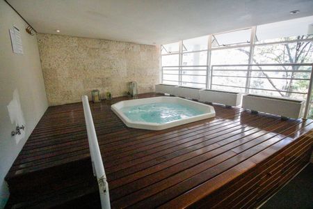 Apartamento para alugar com 148m², 3 quartos e 3 vagas Apartamento para alugar com 148m², 3 quartos e 3 vagasSpa