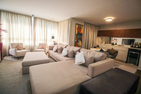 Apartamento para alugar com 148m², 3 quartos e 3 vagasSala