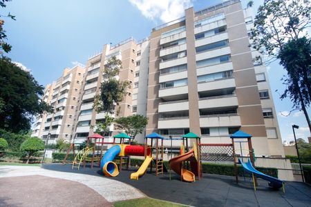Apartamento para alugar com 148m², 3 quartos e 3 vagas Apartamento para alugar com 148m², 3 quartos e 3 vagasÁrea comum - Playground