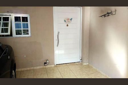 Casa à venda com 3 quartos, 180m² em Cidade das Flores, Osasco