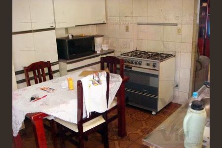 Casa à venda com 2 quartos, 200m² em Pestana, Osasco