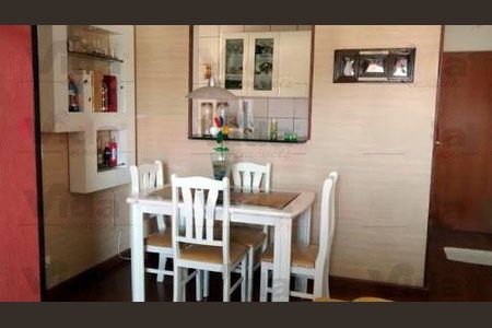 Apartamento à venda com 3 quartos, 75m² em Quitaúna, Osasco