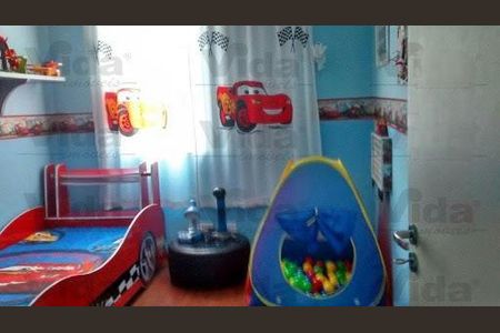 Apartamento à venda com 3 quartos, 75m² em Quitaúna, Osasco