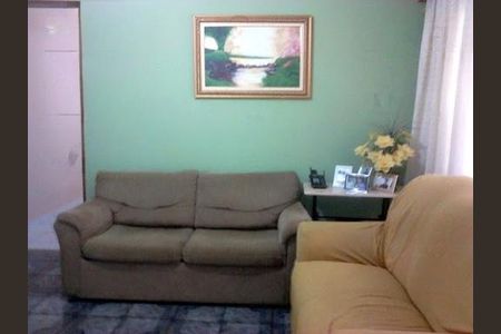 Casa à venda com 3 quartos, 216m² em Km 18, Osasco