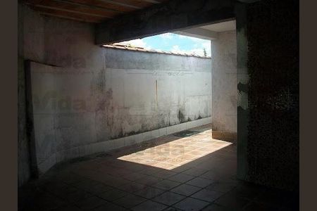 Casa à venda com 2 quartos, 168m² em Quitaúna, Osasco