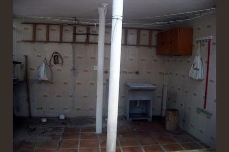 Casa à venda com 2 quartos, 168m² em Quitaúna, Osasco