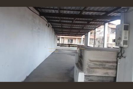 Casa à venda com 3 quartos, 240m² em Jardim das Flores, Osasco