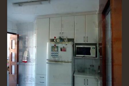 Apartamento à venda com 3 quartos, 75m² em Vila Osasco, Osasco