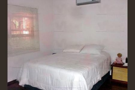 Casa à venda com 3 quartos, 200m² em City Bussocaba, Osasco