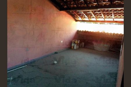 Casa à venda com 3 quartos, 229m² em Pestana, Osasco