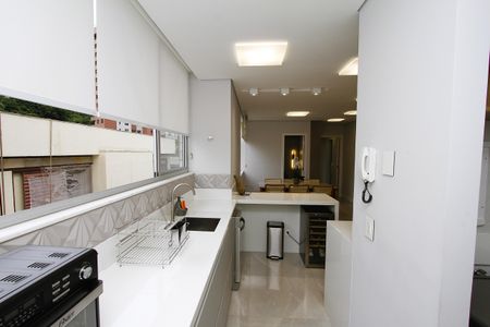 Apartamento à venda com 110m², 3 quartos e 2 vagasCozinha