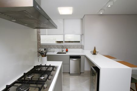 Apartamento à venda com 110m², 3 quartos e 2 vagasCozinha