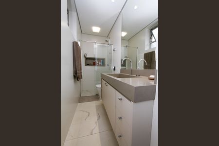 Apartamento à venda com 110m², 3 quartos e 2 vagasBanheiro da Suíte