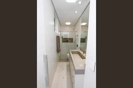 Apartamento à venda com 110m², 3 quartos e 2 vagasBanheiro da Suíte