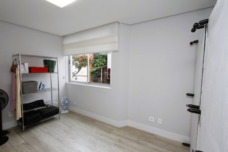 Apartamento à venda com 110m², 3 quartos e 2 vagasQuarto 2 