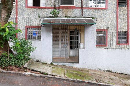 Apartamento para alugar com 45m², 1 quarto e sem vagaFachada do condomínio + plaquinha