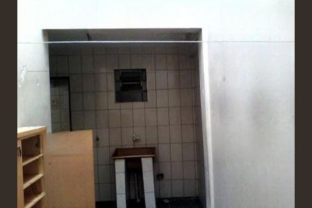 Casa à venda com 2 quartos, 155m² em Jardim Roberto, Osasco