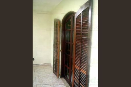 Casa à venda com 3 quartos, 230m² em Conj Res Morro Farol, Osasco