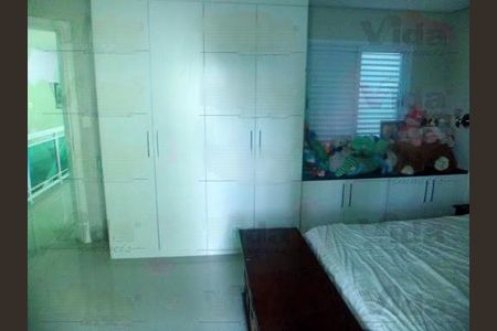 Casa à venda com 3 quartos, 130m² em Quitaúna, Osasco