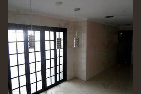Casa à venda com 4 quartos, 350m² em Quitaúna, Osasco