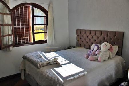 Casa à venda com 3 quartos, 400m² em Jardim das Flores, Osasco