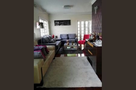 Casa à venda com 3 quartos, 210m² em Adalgisa, São Paulo