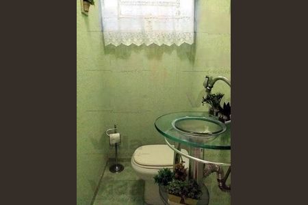 Casa à venda com 210m², 3 quartos e 5 vagas