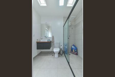 Casa para alugar com 150m², 3 quartos e 2 vagasBanheiro da Suíte