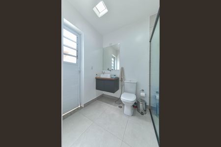 Casa para alugar com 150m², 3 quartos e 2 vagasBanheiro da Suíte