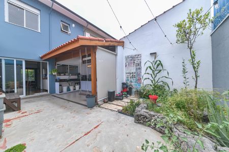 Casa para alugar com 150m², 3 quartos e 2 vagasQuintal