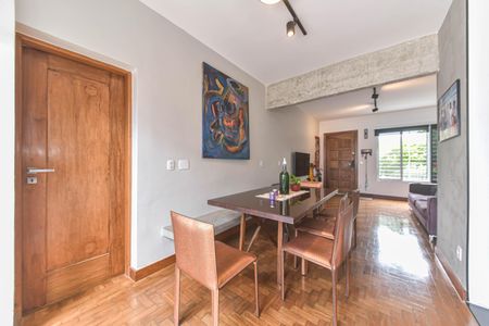 Casa para alugar com 150m², 3 quartos e 2 vagasSala