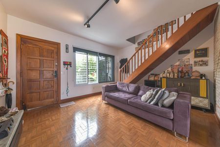 Casa para alugar com 150m², 3 quartos e 2 vagasSala