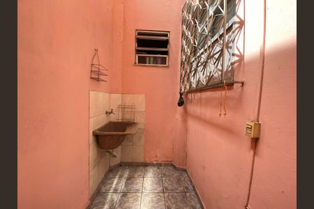 Casa para alugar com 80m², 1 quarto e 1 vagaÁrea de Serviço