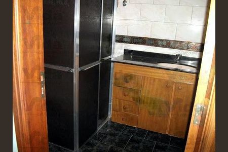Casa à venda com 3 quartos, 240m² em Pestana, Osasco