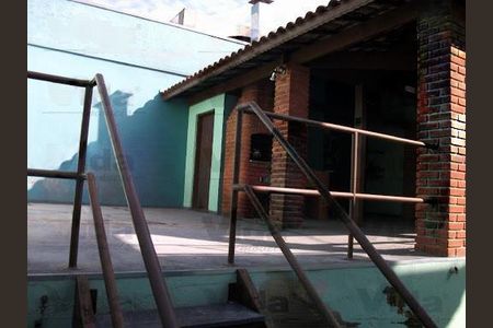 Casa à venda com 240m², 3 quartos e 8 vagas