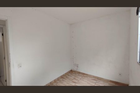Quarto 1 de apartamento para alugar com 2 quartos, 39m² em Vila Popular, Ferraz de Vasconcelos