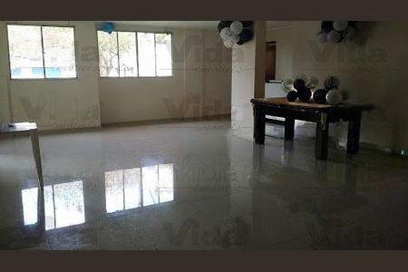 Apartamento à venda com 2 quartos, 65m² em Quitaúna, Osasco