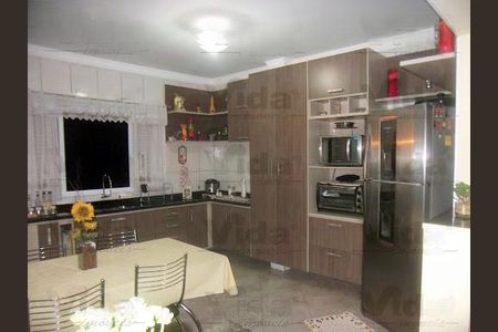 Casa à venda com 135m², 3 quartos e sem vaga