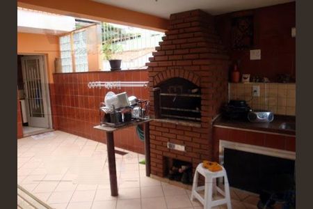 Casa à venda com 100m², 3 quartos e 4 vagas