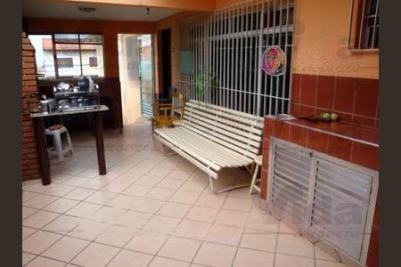 Casa à venda com 100m², 3 quartos e 4 vagas