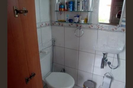 Casa à venda com 100m², 3 quartos e 4 vagas