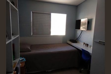 Casa à venda com 4 quartos, 220m² em Km 18, Osasco