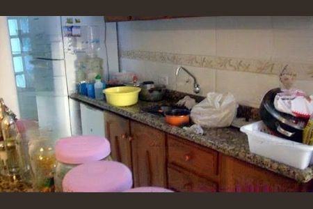 Casa à venda com 4 quartos, 90m² em Padroeira, Osasco