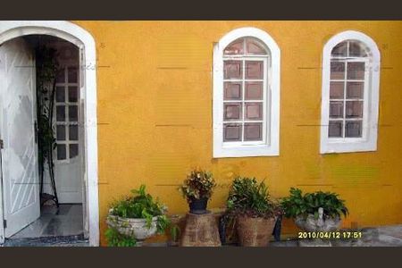 Casa à venda com 90m², 4 quartos e 2 vagas