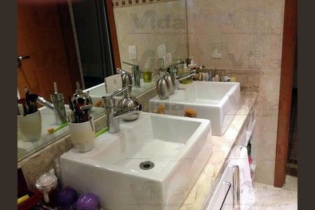 Casa à venda com 4 quartos, 323m² em City Bussocaba, Osasco